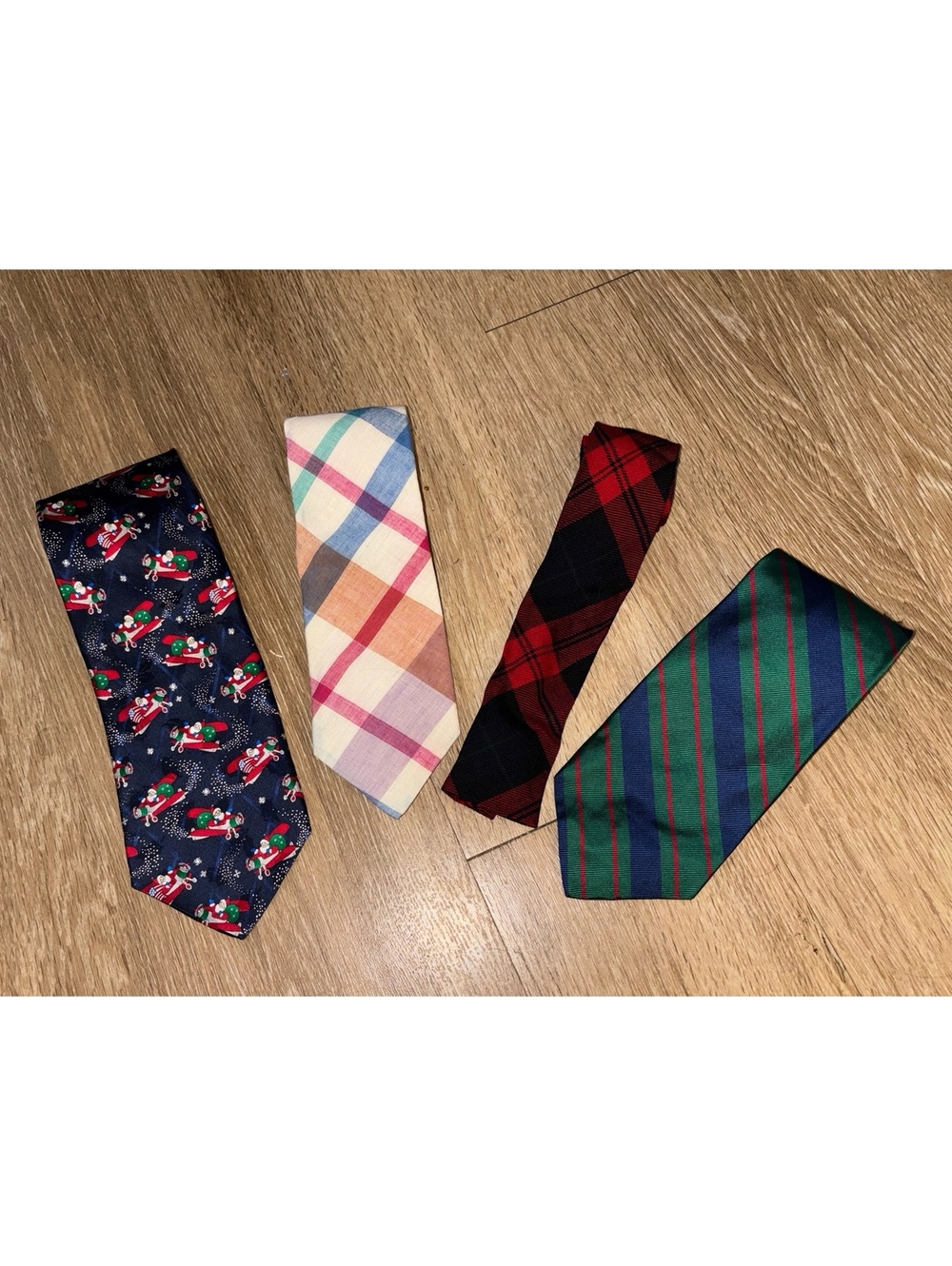 Men’s Tie Lot 4 Holiday Christmas Santa Plaid GAP Striped